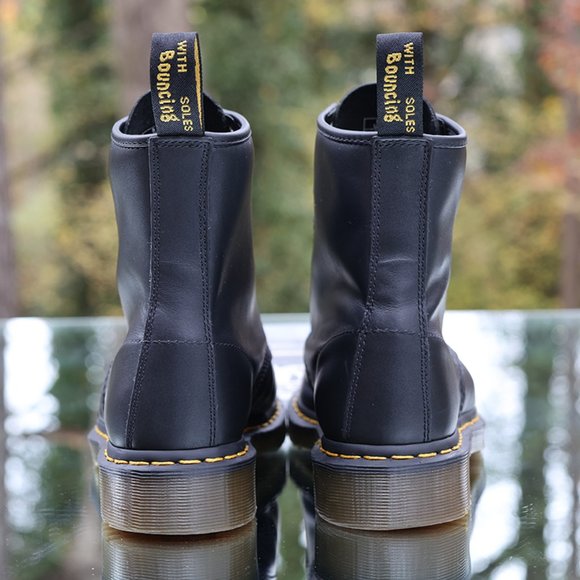 Dr. Martens 1460 Nappa 8 Eye Black Leather Boots Men's Size 9 - Picture 10 of 12